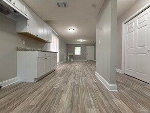 1425 Toni St in Pensacola, FL - Building Photo - Building Photo