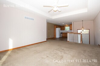 23505 W 73rd St in Shawnee, KS - Building Photo - Building Photo