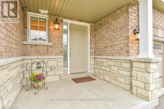 172 Summit Ridge Dr in Guelph, ON - Building Photo - Building Photo