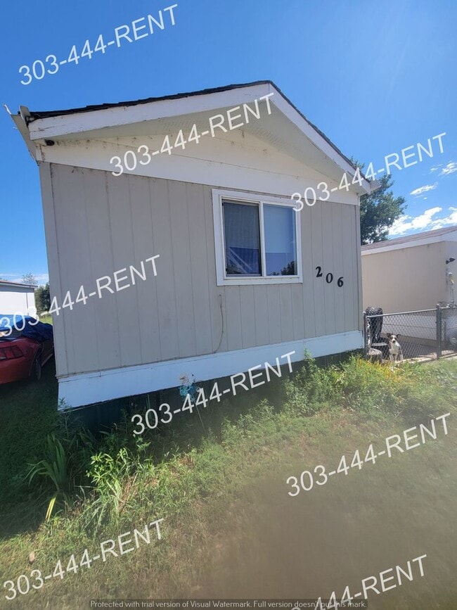 property at 206 Crest Dr