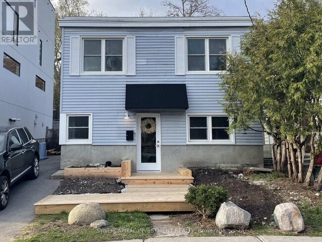 property at 125 Putman Ave