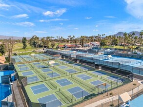 27 Cll Encinitas in Rancho Mirage, CA - Building Photo - Building Photo