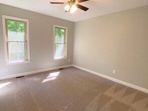 5809 Crimson Ct in Mebane, NC - Building Photo - Building Photo