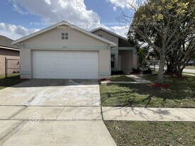 1608 Elmstead Ct, Unit 205 in Orlando, FL - Building Photo