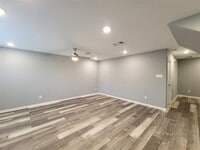 7204 Sandle St photo'