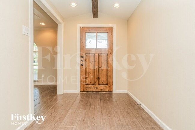 1005 Gracelane Dr in Desoto, TX - Building Photo - Building Photo