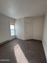 174 Main St in Altamont, NY - Building Photo - Building Photo