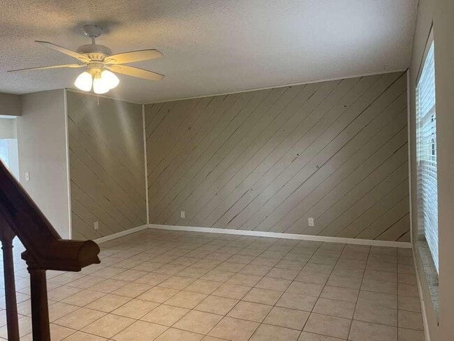 7928 Kimberly Blvd in North Lauderdale, FL - Building Photo - Building Photo