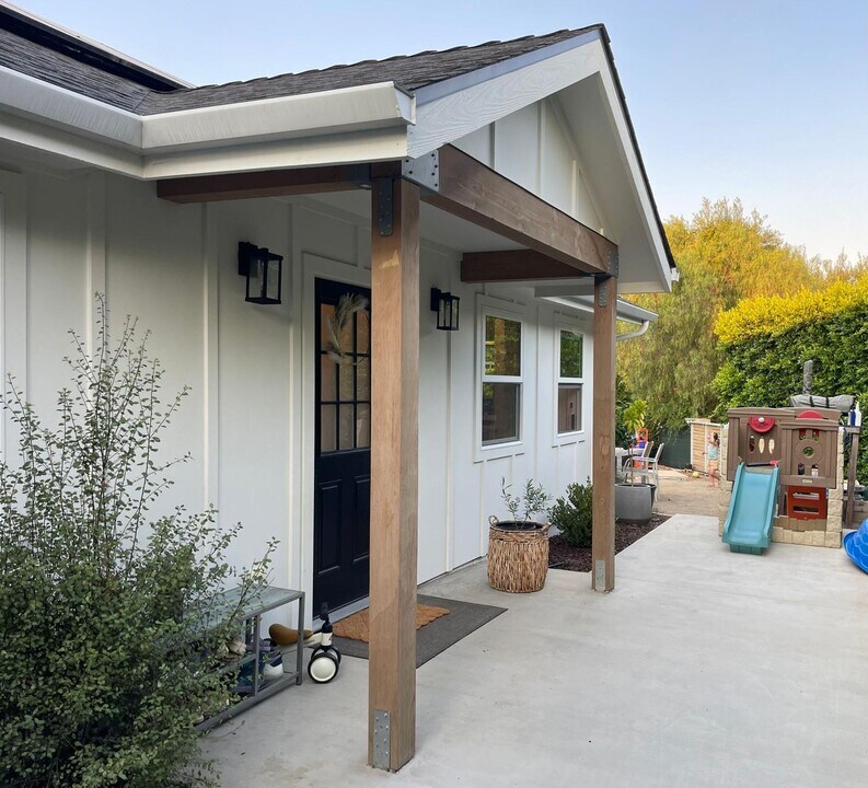 2130 Lemon Ave in Escondido, CA - Building Photo