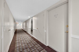 1050 SE 15th St in Fort Lauderdale, FL - Building Photo - Building Photo