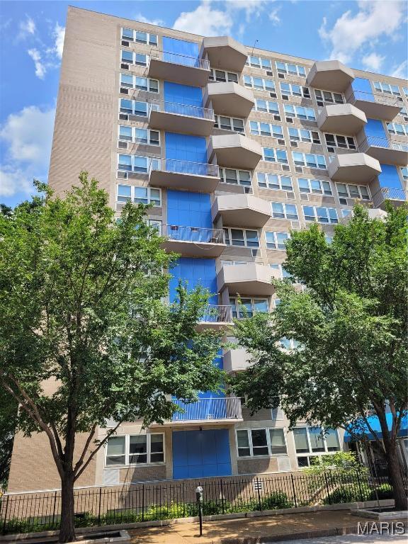 property at 210 N 17th St