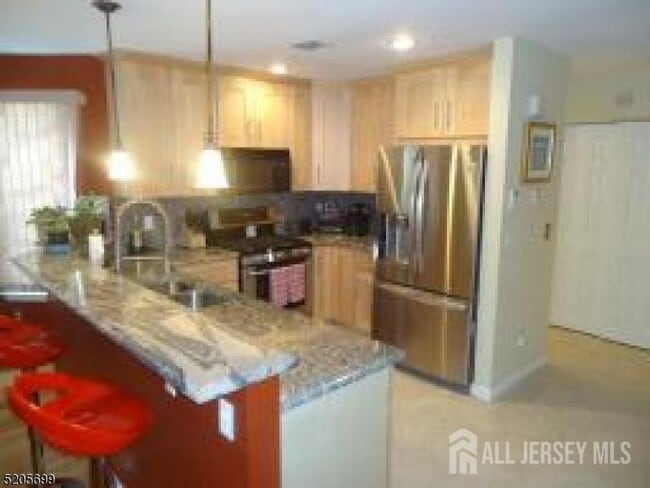 1001 Worthington Ct in Denville, NJ - Building Photo - Building Photo