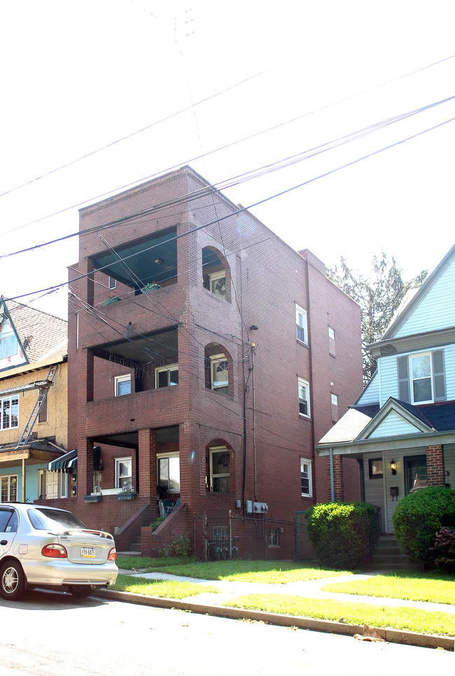 537 S Winebiddle St in Pittsburgh, PA - Building Photo - Building Photo