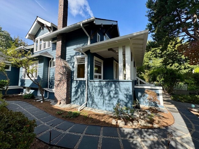 2723 34th Ave S in Seattle, WA - Building Photo - Building Photo