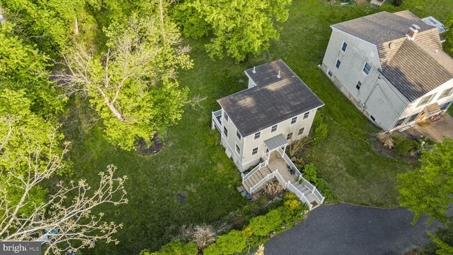 property at 37 Church St