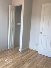 5710 Phillips Ave, Unit A6 in Pittsburgh, PA - Building Photo - Building Photo