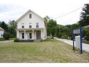 124 Clarendon Ave W in West Rutland, VT - Building Photo