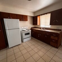 1431 W 7th Pl in Tempe, AZ - Foto de edificio - Building Photo