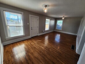 3017 Grandview St, Unit 3017 in Colorado Springs, CO - Foto de edificio - Building Photo