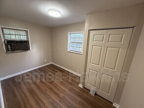917 Edgar D Nixon Ave in Montgomery, AL - Building Photo - Building Photo