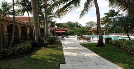 4081 San Marino Blvd in West Palm Beach, FL - Building Photo - Building Photo