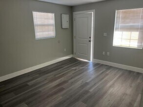 926 NW 17th Ave in Ocala, FL - Building Photo - Building Photo