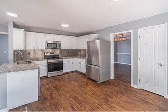 1321 Yorktown Cir, Unit 15H in Lawrenceville, GA - Building Photo - Building Photo