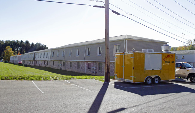 Slippery Rock Apartments in Slippery Rock, PA - Building Photo - Building Photo