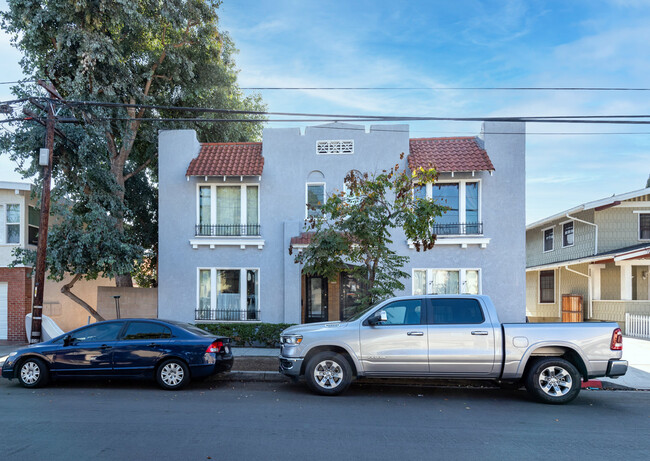 1824 E Appleton St in Long Beach, CA - Building Photo - Building Photo