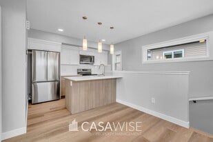 1057 Berg Pl in Leduc, AB - Building Photo