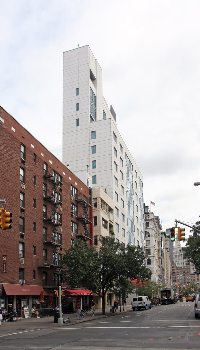 8 Union Square South in New York, NY - Building Photo - Building Photo