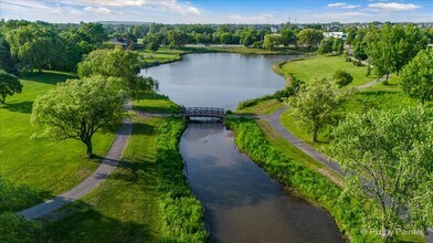 312 Klein Creek Ct in Carol Stream, IL - Building Photo - Building Photo