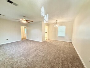 5946 Southmont St in Houston, TX - Building Photo - Building Photo