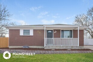 11829 Lavinia Ln in Northglenn, CO - Building Photo