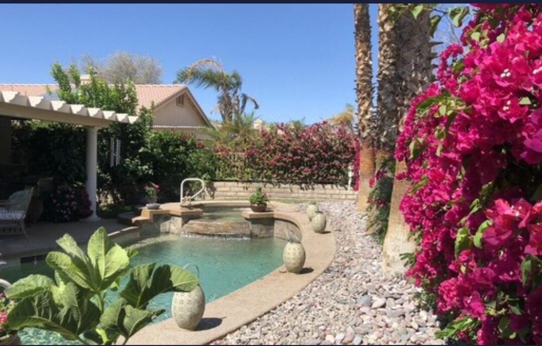 82570 Delano Dr in Indio, CA - Foto de edificio