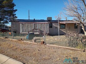 501 Deming Del Sol Dr in Deming, NM - Building Photo