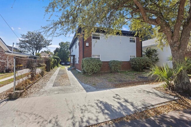 129 Congress St in Charleston, SC - Building Photo - Building Photo