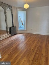 6422 N Lambert St in Philadelphia, PA - Foto de edificio - Building Photo