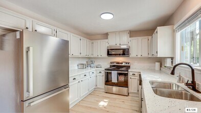 5522 Allbrook in San Antonio, TX - Building Photo - Building Photo