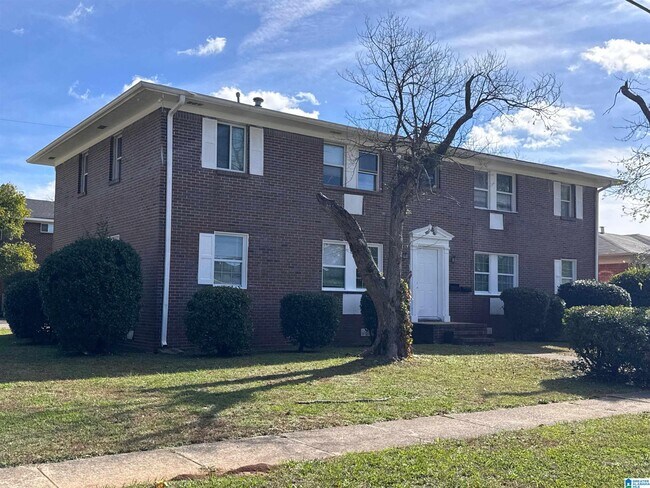 7749 5th Ave S in Birmingham, AL - Building Photo - Building Photo