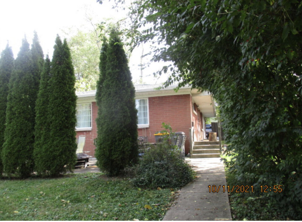 404 N Roosevelt St in Bloomington, IN - Building Photo