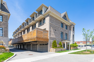 Westwood Towns in Toronto, ON - Building Photo - Building Photo