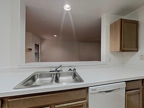 490 N Pin Oak Pl, Unit Apt 208 in Longwood, FL - Building Photo - Building Photo