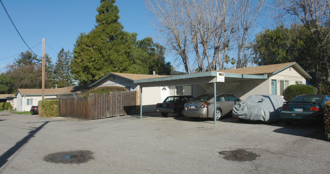 208-210 Sierra Vista Ave in Mountain View, CA - Building Photo