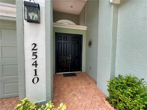 25410 Alicante Dr in Bonita Springs, FL - Building Photo - Building Photo