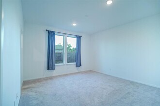 118 Ashwood Glade Dr in Willis, TX - Building Photo - Building Photo