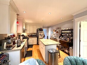 133 Erie St in Cambridge, MA - Foto de edificio - Building Photo