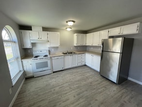 403 SW William Ave in Chehalis, WA - Building Photo - Building Photo