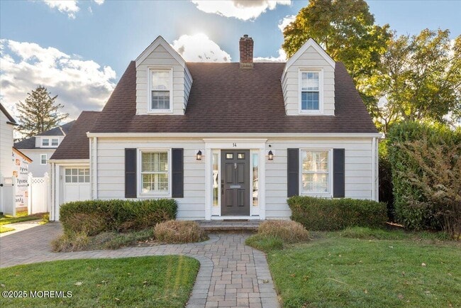 property at 14 Prospect Ave N