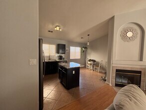 6307 Dante Ln NW in Albuquerque, NM - Building Photo - Building Photo